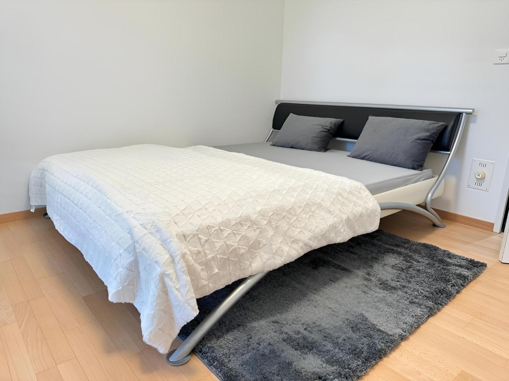 Vk - R - Zuerich Airport - Luxury - Home Stay - Raetschengaessli - Kloten Zewnętrze zdjęcie